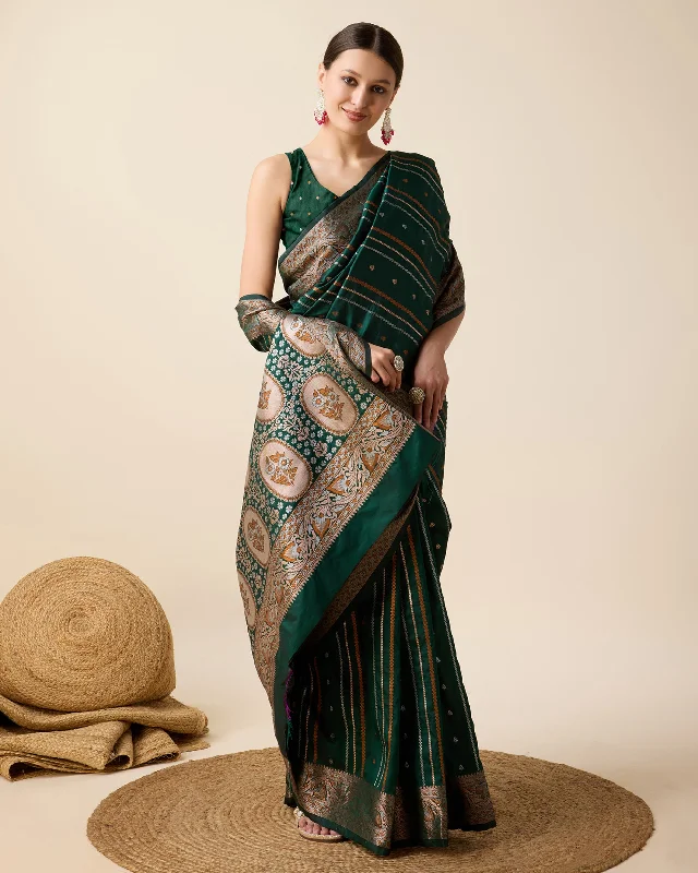 Women Green Pure Jacquard  Zari Work Saree With Un-Stiched Blouse High Neck Blouse