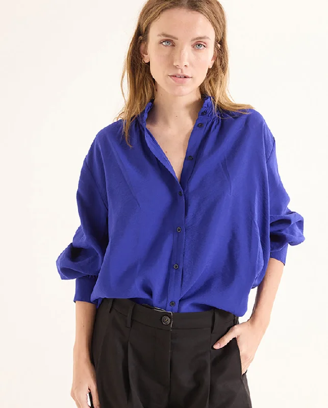 Soline Solid Blouse BLUE Elegant Lace Blouse