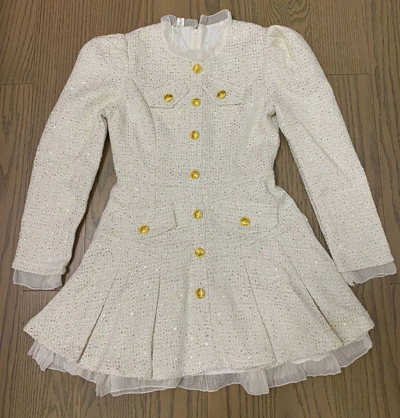 White 8926