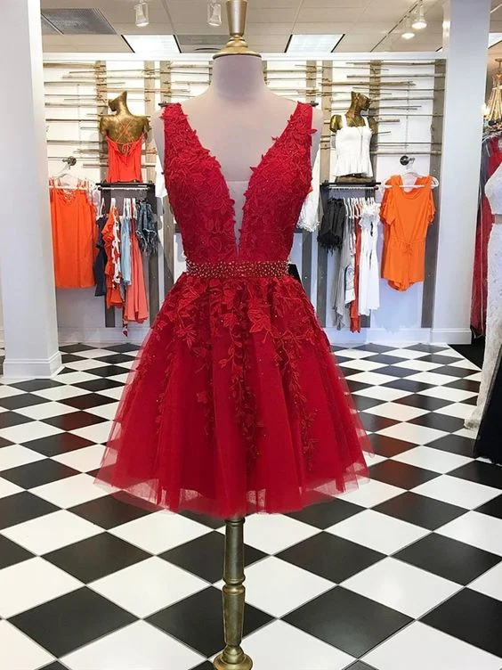 V Neck Short Red Lace ，Short V Neck Red Lace Graduation Homecoming Dresses C741