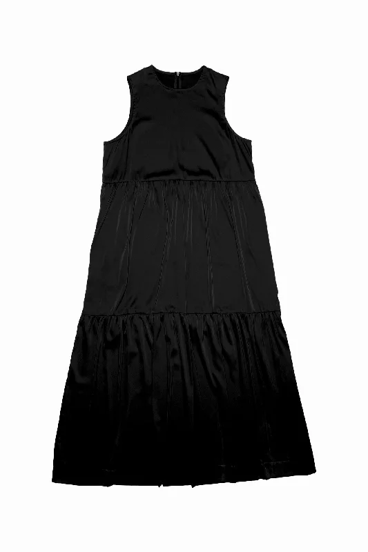 Martha shiny black jumper by Zaikamoya Elegant Classic Vintage