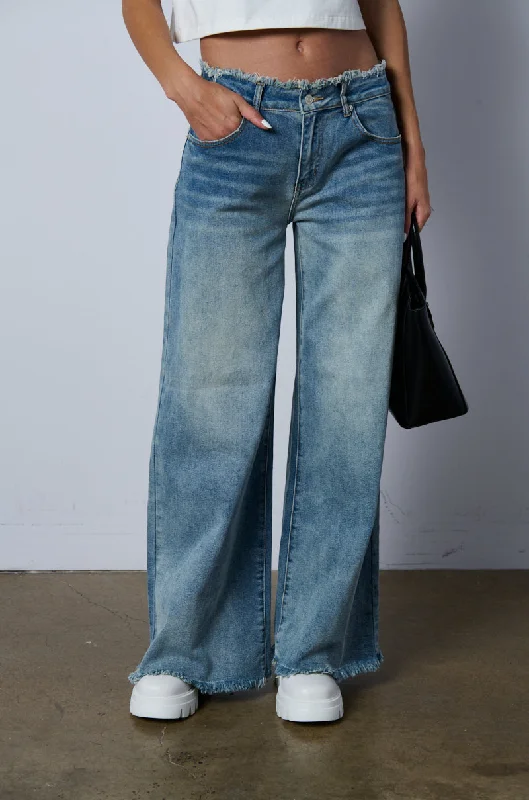 LARK ULTRA WIDE LEG JEAN Comfortable Straight-Legged Denim