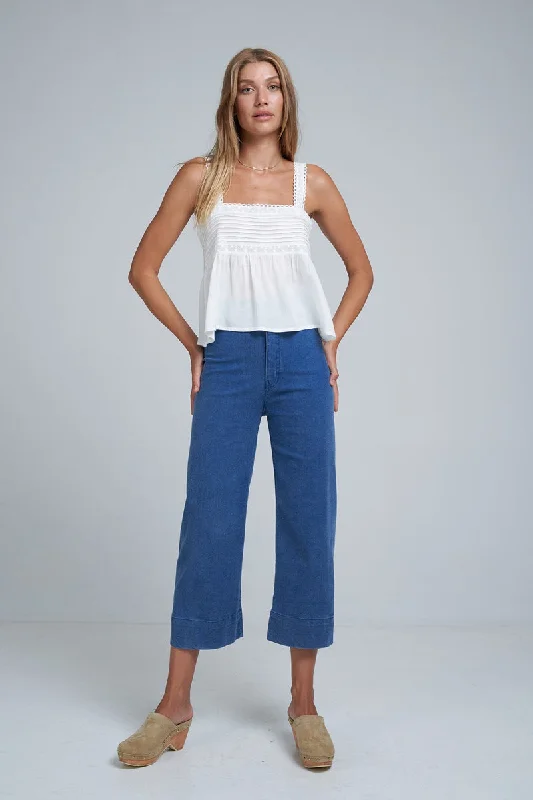 Lilya - Penelope Jean Trendy Wide-Legged High-Waist Jeans