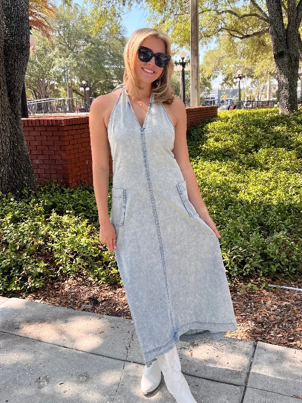 SAMMI MAXI DRESS IN DENIM Casual Maxi Dress with Pockets