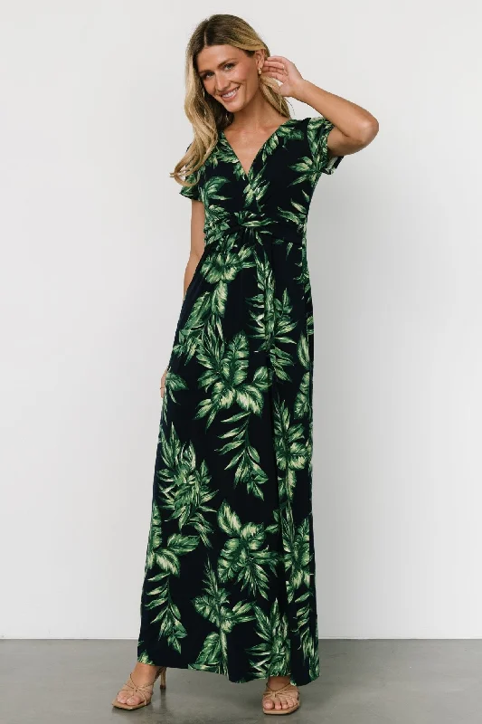Soleil Maxi Dress | Black Leaf Print Cozy Knit Maxi Dress