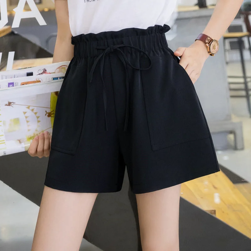 Flower shorts black