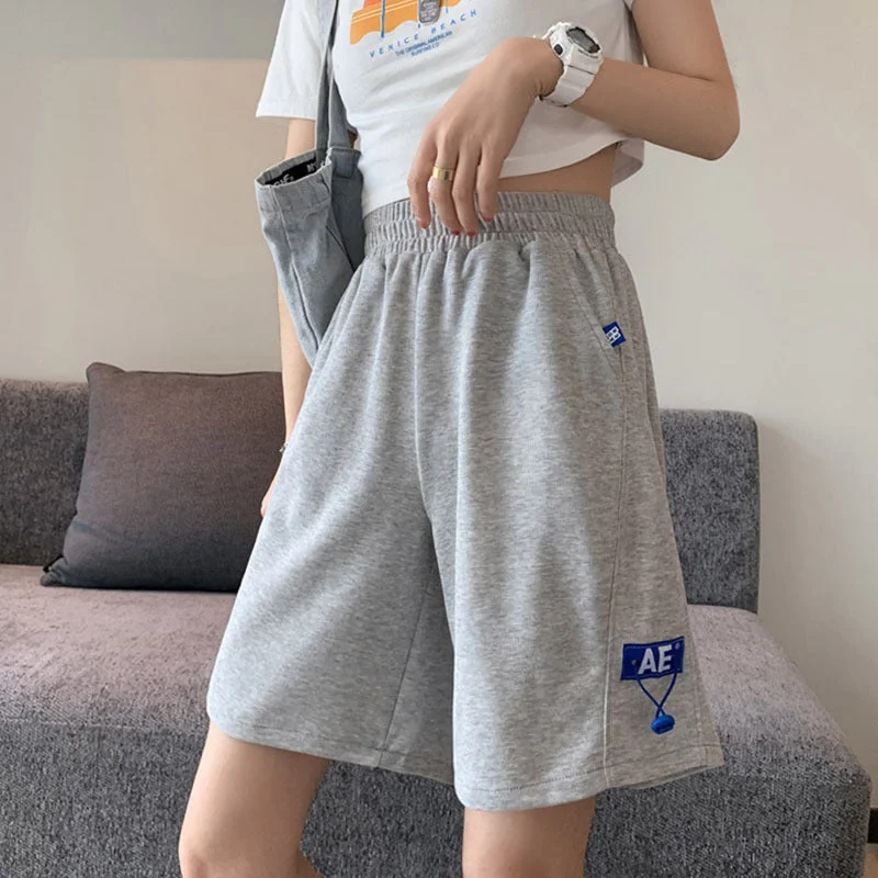 Sports shorts female summer loose casual straight wide leg five pants Hong Kong flavor inside the pants high waist Chic Slim Fit Pants Sports shorts female summer loose casual straight wide leg five pants Hong Kong flavor inside the pants high waist Chic Slim Fit Pants