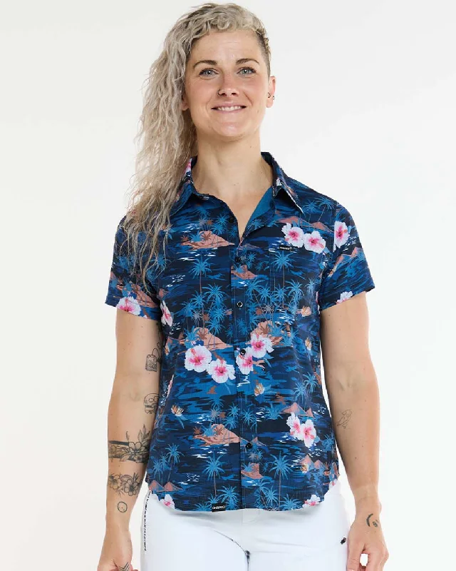 Womens Tech Party Shirt | Oasis Front Pockets Side Pockets Patch Pockets