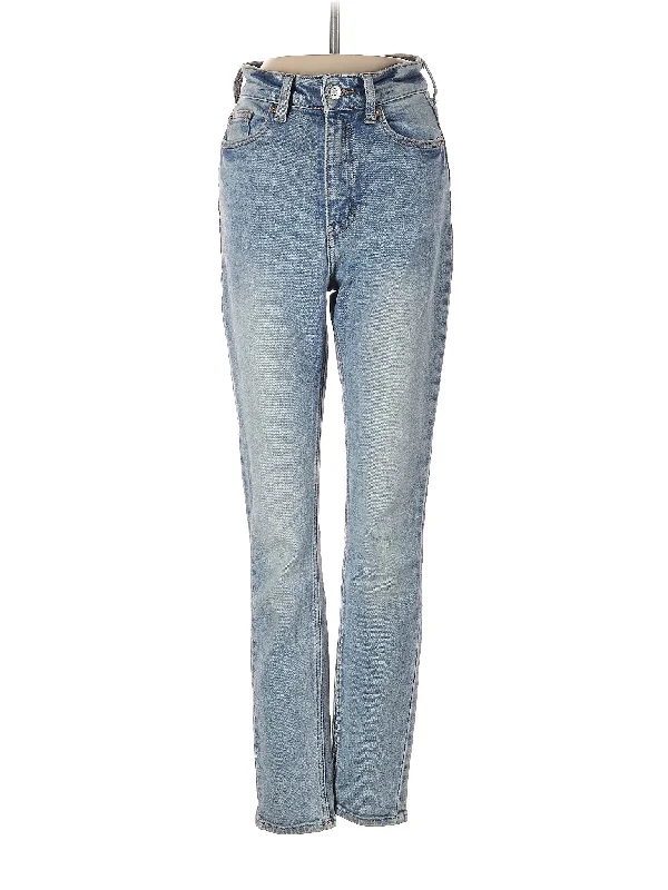 Jeans Comfortable Distressed Straight-Leg Jeans